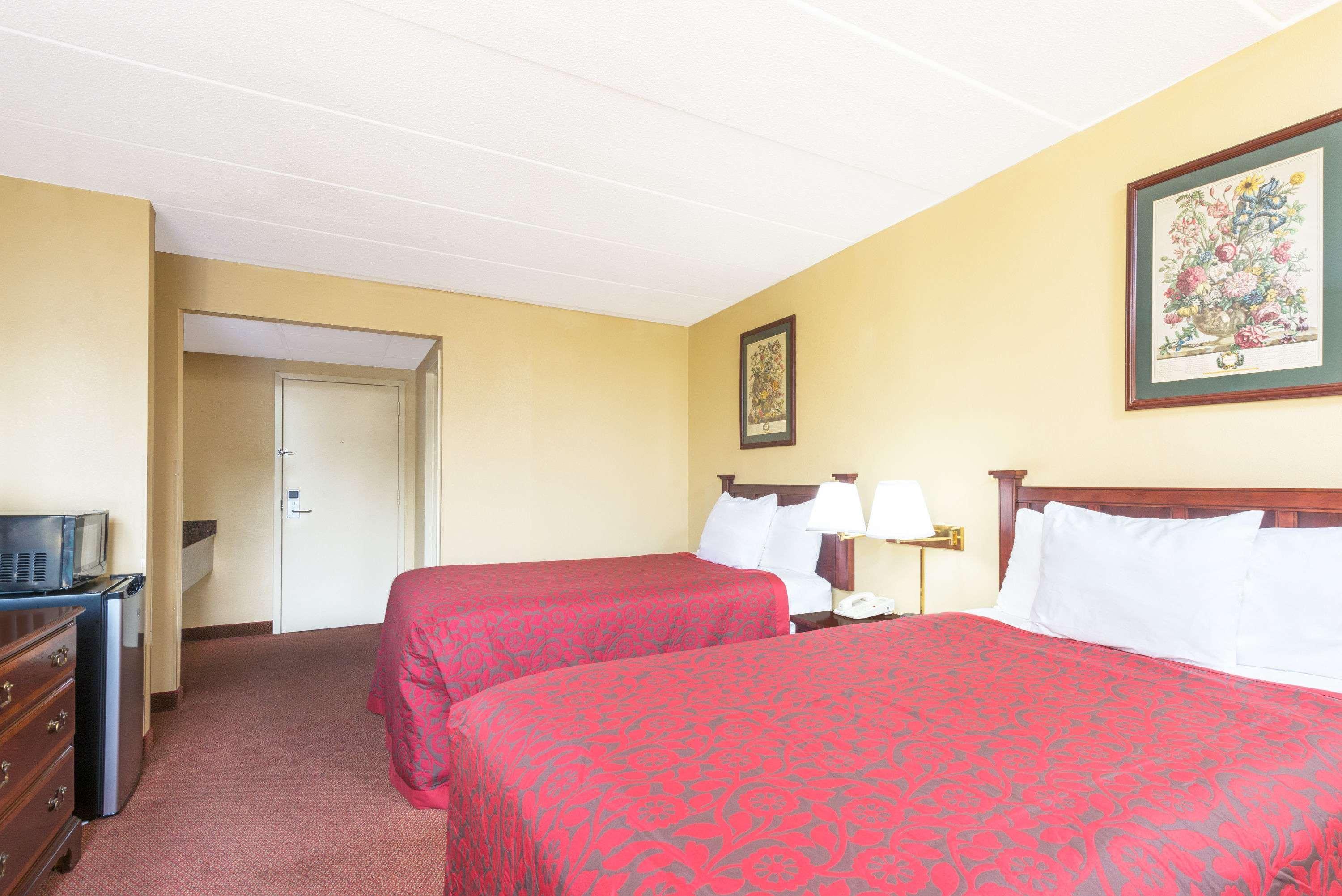 Days Inn By Wyndham Hagerstown I-70 Eksteriør bilde
