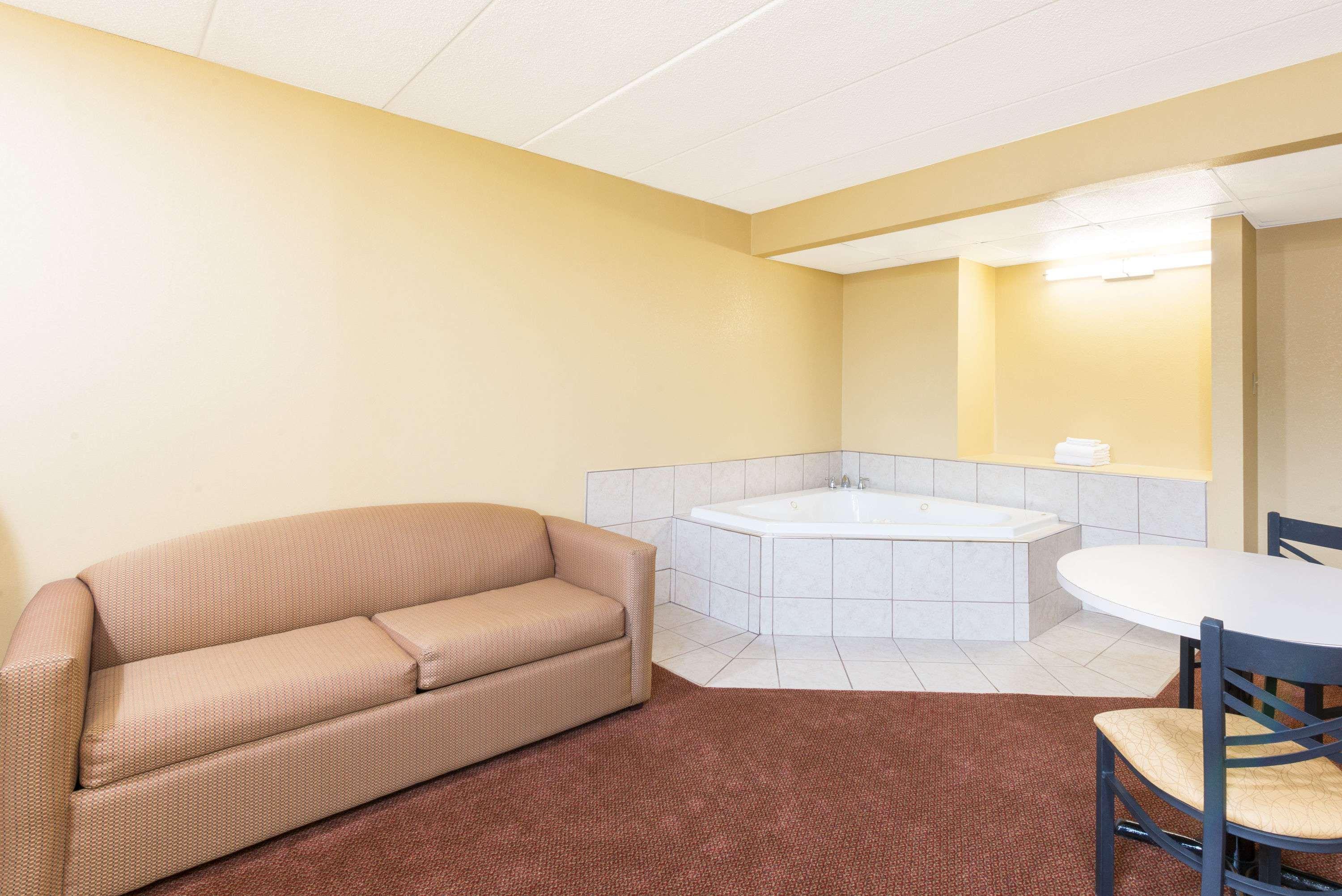 Days Inn By Wyndham Hagerstown I-70 Eksteriør bilde